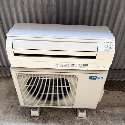 取付込み 2018年製 16畳用 5.6kw
