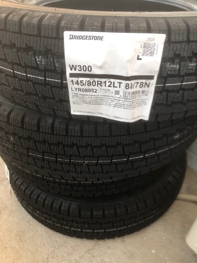 年末値下げ1万円‼️軽トラ冬タイヤ新品145R12
