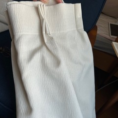 カーテン　、レース付き　サイズ約　幅95x長さ99㎝2枚の画像