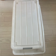 衣装ケースの画像