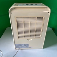 IRIS OHYAMA 除湿機 EJD-70Nの画像