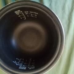 Haier　ハイアール　炊飯器　マイコンジャー炊飯器　３合炊　JJ-M30C　2015年製の画像