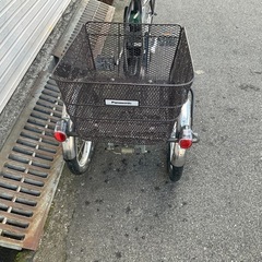 765  パナソニック最新機種電動アシスト自転車vivi LIFE3輪車前18後16インチの画像