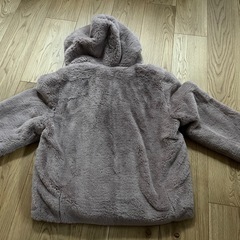 アウター　もこもこ　Mサイズ　AZULの画像