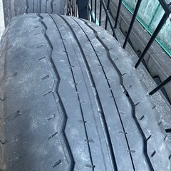 ハイエース　純正　ホイール　タイヤ　
 の画像