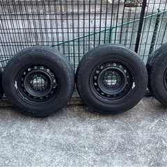 ハイエース　純正　ホイール　タイヤ　
 の画像