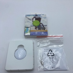 iPhoneで簡単　スマートタグ4個セット　白　紛失防止　管理番号059の画像