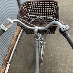 769  パナソニック新機種電動アシスト自転車viviSS26インチシルバーボディーの画像
