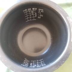 TIGER　タイガー　炊飯器　圧力IH炊飯ジャー　遠赤土鍋コーティング　JKP-B100　5.5合炊　2011年製の画像