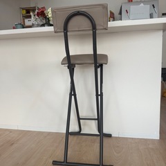 カウンターチェアの画像