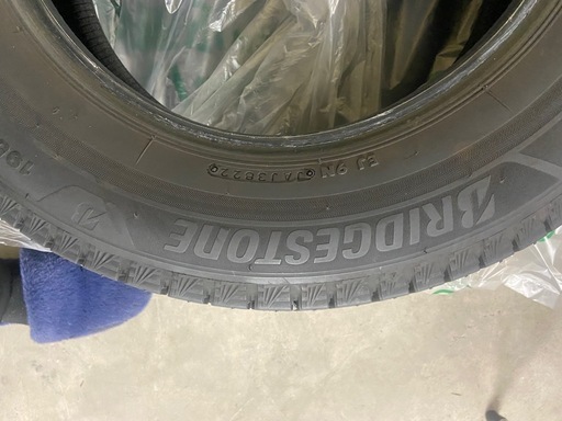 2022年製 BLIZZAK VRX3 195/65R15 タイヤ 4本セット ブリヂストン ブリザック スタッドレス プリウス カロ