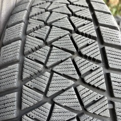 225/60R17 中古スタッドレスタイヤ 4本セットの画像