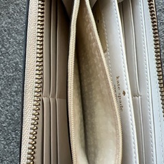 Kate Spade ベージュ ホワイト 長財布の画像