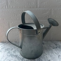 レトロなジョウロの画像