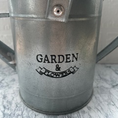 レトロなジョウロの画像