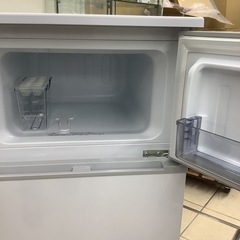 Abitelax    アビテラックス　冷蔵庫　AR-960ED   2021年製   90Lの画像