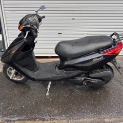 アクシストリート125cc 不動車（放置）の画像