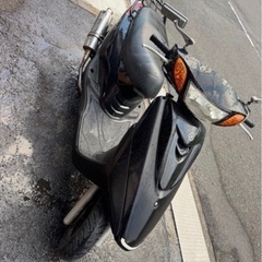 アクシストリート125cc 不動車（放置）の画像