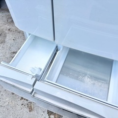 MITSUBISHI 三菱 光ビッグ 6ドア 620L ノンフロン冷凍冷蔵庫 MR-E62S-PS プラチナシルバー 2010年製 フレンチドア 観音開きの画像