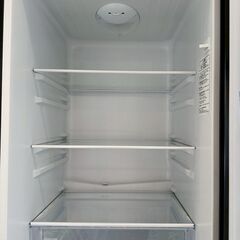 大阪送料無料★3か月保障付き★冷蔵庫★ハイセンス★2ドア★2023年★HR-D1701B★IR-1074の画像