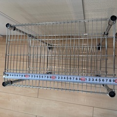 スチールラックの画像