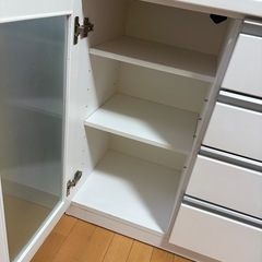 ニトリ サイドボード 食器棚 の画像