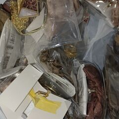 その１　ジャンクの家具などまとめて引き取ってくださる方の画像