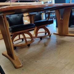 【愛品倶楽部柏店】不二貿易 キャスター肘付回転ダイニング5点セット アリゲーターの画像