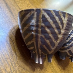 不思議な模様の焼き物の画像