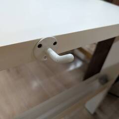 ジモティー割引🏷️【ジャングルジャングル 岸和田和泉インター店】昇降可能デスク ホワイト 和泉市 堺市 岸和田市 泉大津市 高石市 泉北郡熊取町の画像