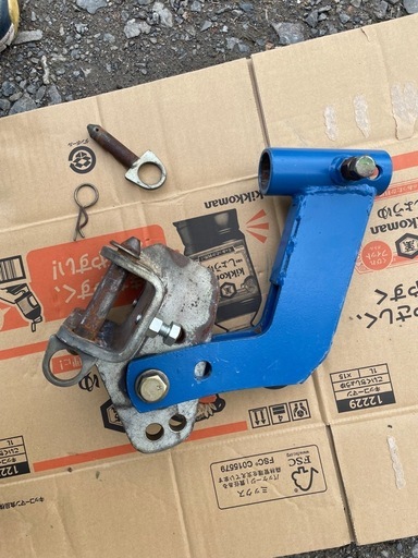 イセキ　培土機　反転金具　取付　ブラケット イセキ 培土機 反転金具 取付 ブラケットの通販はau PAY マーケット