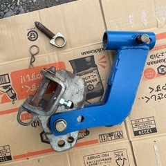 イセキ　培土機　反転金具　取付　ブラケットの画像