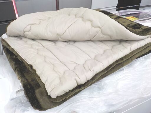 未使用 カルドニードエリート リッチファーリビングマット 130×180㎝ ブラウン ラグマット フロアマット 西岡店