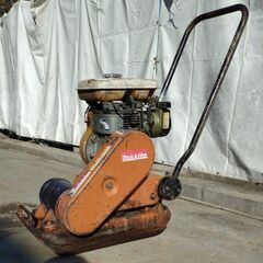 マキタ Makita EP71 プレートコンパクター 転圧機の画像