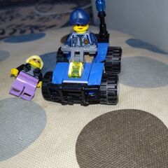 レゴブロック　10242ミニクーパーとミニフィグセット　組み立て済み完成品の画像