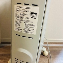 デロンギ JR0812 オイルヒーター　暖房器具の画像