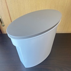 【取引中】米びつ5kgの画像