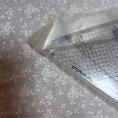 方眼三角定規　30cm ２枚セット　メタクリル樹脂製　OKAMOTOの画像