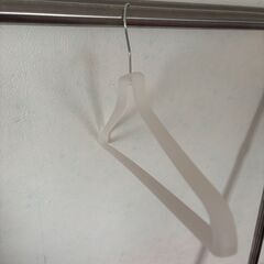 Ｔシャツ　ハンガー　肩の部分が綺麗に掛けれる　12個の画像