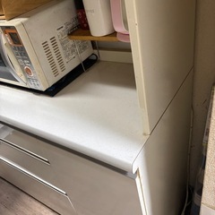 食器棚のみの画像