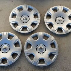 ハイエース 中古タイヤ4 本セットの画像