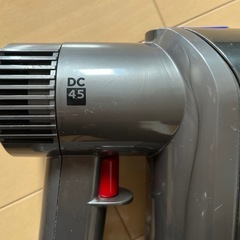 ★掃除機★dyson   ダイソン　DC4★コードレスクリーナーの画像