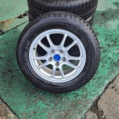 16インチタイヤホイールセット 5穴pcd114.3 スタッドレスの画像