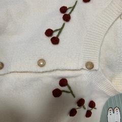 カーディガンセーターの画像