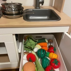 IKEA 子供用　キッチン　おままごと　クリスマスの画像
