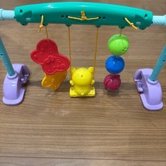 新生児から遊べるベビージムの画像