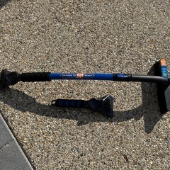 スノーブラシ　車の画像