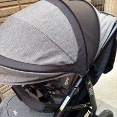joie ベビーカー ライトトラックス エア クロム(レインカバー付き) の画像