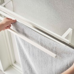 tower タワー　山崎実業浴室扉タオル掛け上 バスタオルハンガー の画像