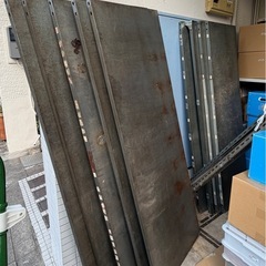 【無料】鉄製の棚2点セット
の画像